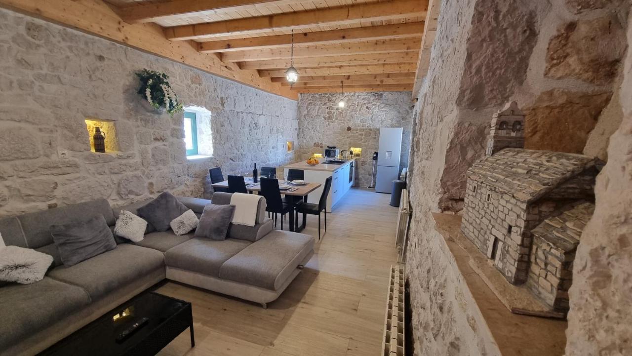 Aga Villa Zagvozd Exterior photo